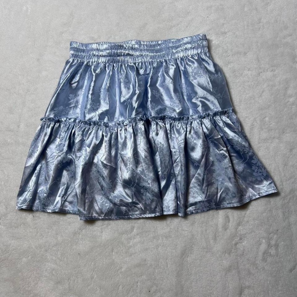 Princess Polly Light blue Floral Blossom Satin Mini Skirt Size 4 - Picture 2 of 4